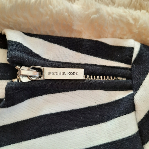 🔥🔥🔥SALE🔥🔥🔥Michael Kors Navy & White Striped Nautical Dress - Picture 3 of 5